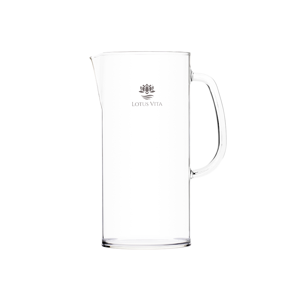 Elegante Ersatz-Glaskaraffe für einen Wasserfilter mit dezentem Lotus Vita Logo auf der Vorderseite.